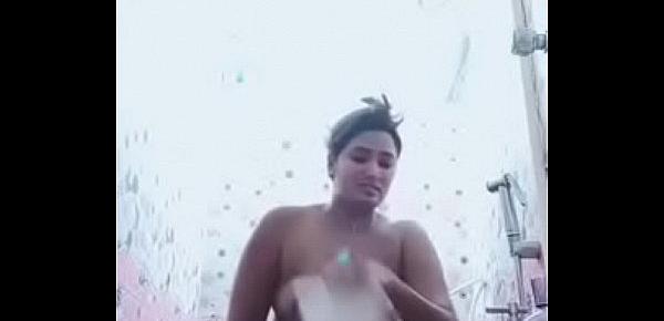  Swathi naidu sexy and nude bath part-3